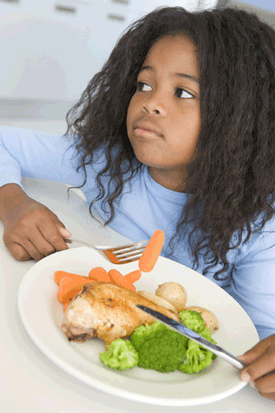 niños comiendo saludable